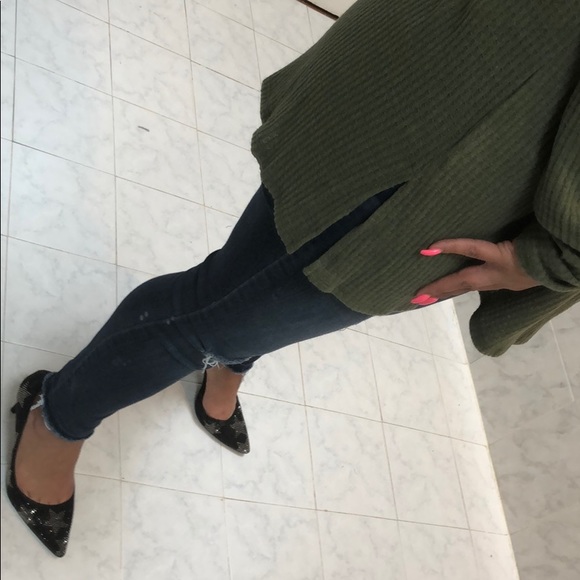 WAFFLE KNIT COWL NECK TUNIC TOP - Picture 7 of 8